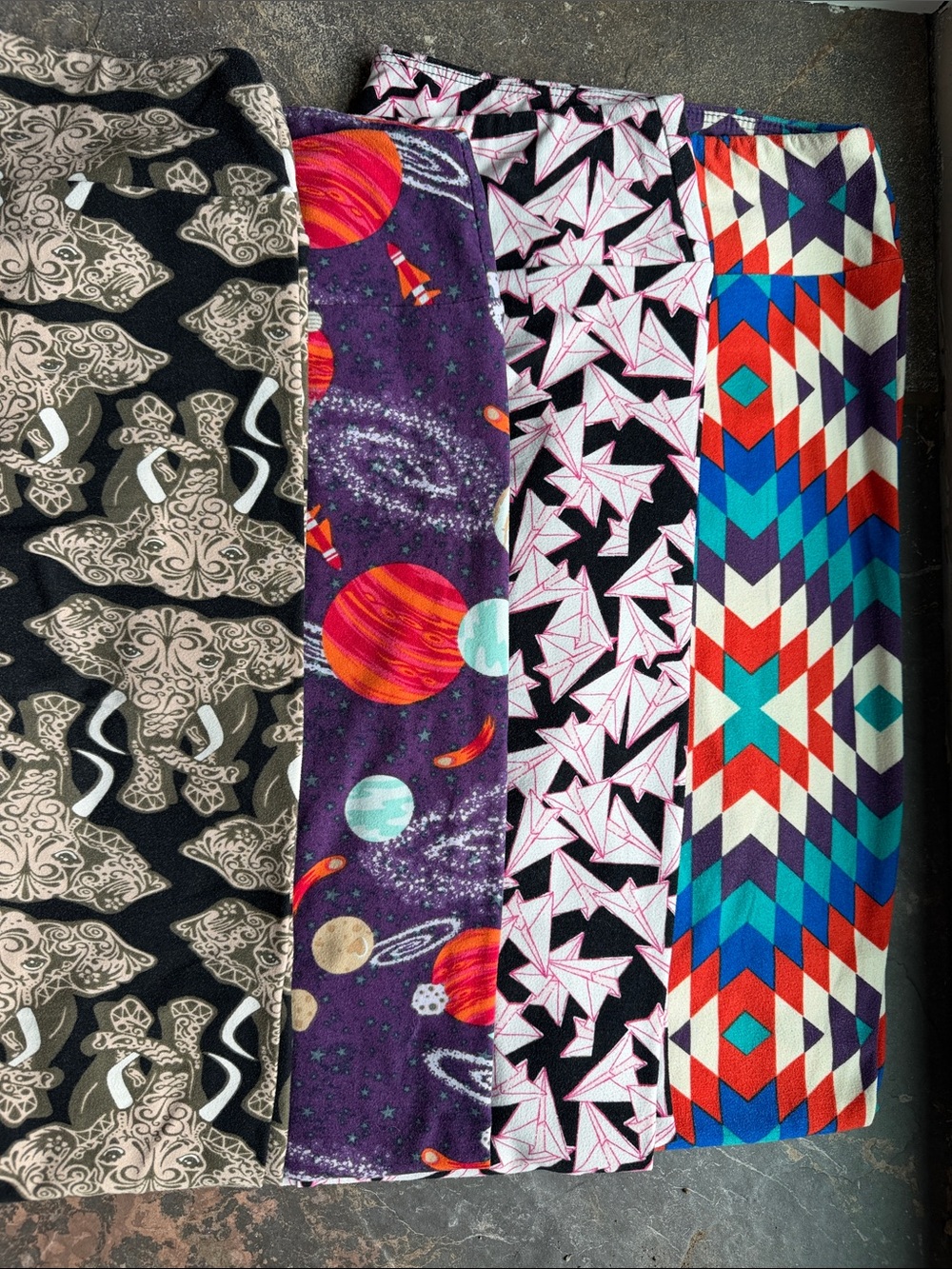 Bundle of 4 LuLaRoe Leggings- Fun prints